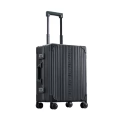 Domestic Carry-On 21" Koffer In Onyx