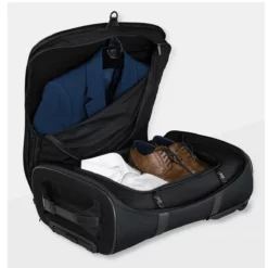 C38 Carry-On Handgepäck 9 C38 Carry-On Handgepäck -Koffer Verkaufs-Shop compressed C38 Open Suit 1800x1800