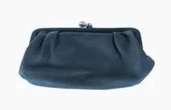 Clutch Blau