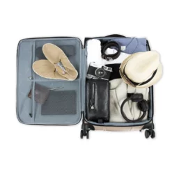 Bugatti Modo Businesstrolley M Schwarz/Cognac -Koffer Verkaufs-Shop compressed flatlay13